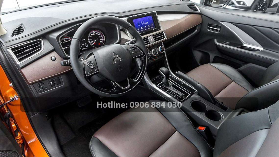 Đại lý Mitsubishi Hóc Môn khuyến mãi lớn khi mua xe Xpander Cross 2021 1 Khoang nội thất của Xpander Cross rộng rãi, thoải mái