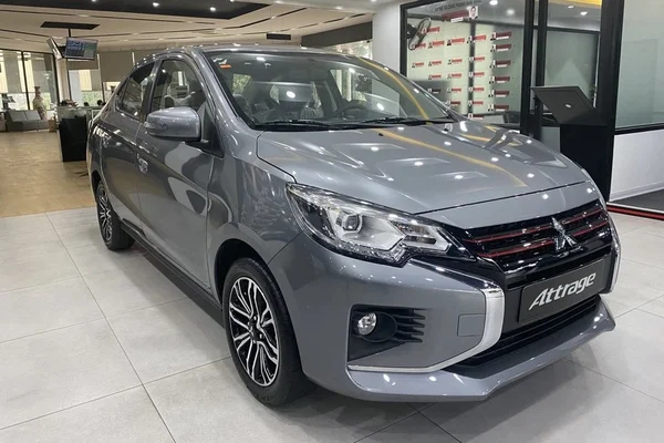 Mitsubishi Attrage hiện trang bị những tính năng an toàn nằm ở mức tiêu chuẩn