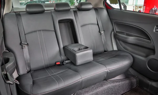 Nội thất xe Attrage thiết kế rộng rãi, trang bị hiện đại tiện nghi 3 Thiết kế các hàng ghế trong nội thất xe Attrage rộng rãi