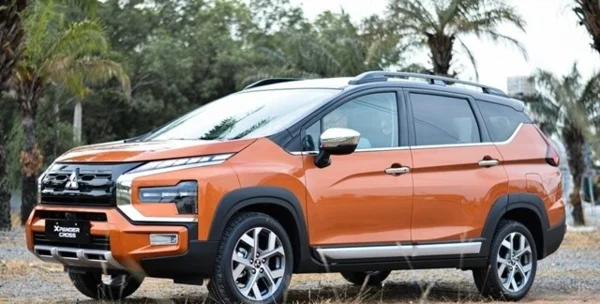 Xe Xpander: Thông tin giới thiệu, thông số đánh giá thiết kế trong năm 2023 2 Ngoại thất xe Xpander chi tiết