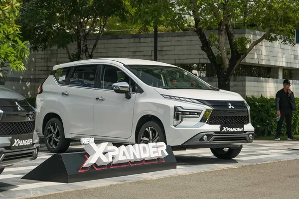 Khuyến mãi và ưu đãi khi mua xe Xpander mới tháng 9/2023 1 Dòng xe gia đình giá tốt, nhiều khuyến mãi và ưu đãi khi mua xe Xpander cho khách hàng