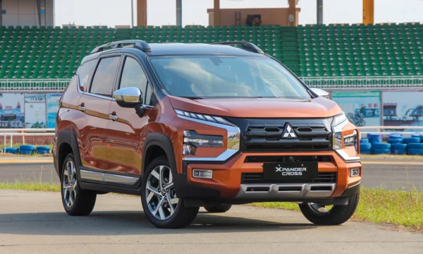Mitsubishi Xpander Đánh giá nội, ngoại thất, tính năng an toàn 2023 1 Chi tiết về mẫu xe Mitsubishi Xpander - xe gia đình 7 chỗ