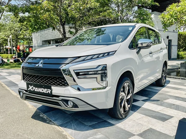 Mitsubishi Xpander Đánh giá nội, ngoại thất, tính năng an toàn 2023 5 Trang bị an toàn hiện đại, công nghệ chuẩn 5 sao