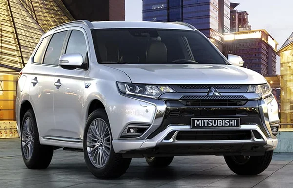 Outlander PHEV - Trải nghiệm xe SUV Hybrid sạc điện đầu tiên 1 Mitsubishi Outlander PHEV là chiếc SUV hybrid sạc điện (PHEV) đầu tiên trên thế giới