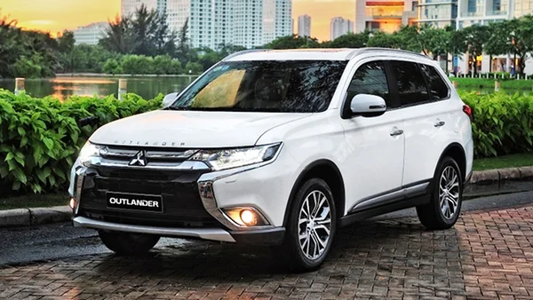 Xe nhập khẩu thường có xuất xứ từ các phiên bản cao cấp hơn