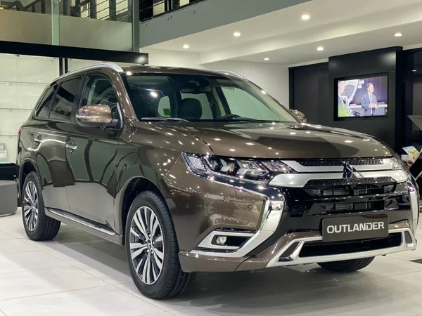 Xe Outlander 2023 2.0 CVT - Kết hợp sự hiện đại và độc đáo 3 Outlander 2023 2.0 CVT có vẻ đẹp và sự tinh tế đáng chú ý