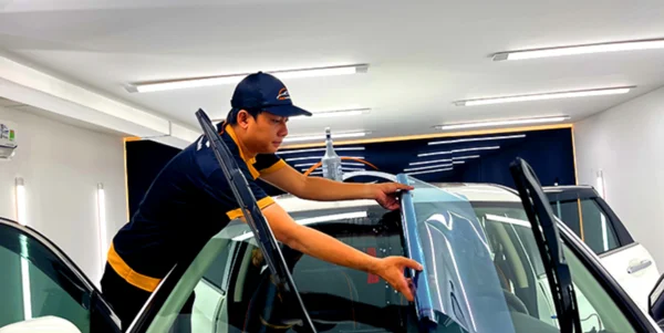 Độ xe Triton 2023: Khẳng định sự đẳng cấp, phong cách cá nhân 3 Dán phim cách nhiệt rất được yêu thích khi độ xe Triton