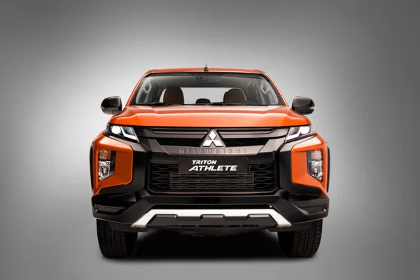 Đăng ký xe ô tô Triton 2023: Quy trình mua xe bán tải mạnh mẽ 2 Quy trình đăng ký xe ô tô Mitsubishi Triton khá đơn giản và dễ thực hiện
