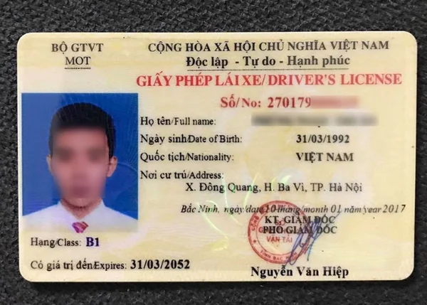 Giấy phép lái xe ô tô: Có bao nhiêu loại giấy phép lái xe 2 Bằng lái xe hạng B1 được cấp cho người lái ô tô số tự động và cả ô tô số sàn
