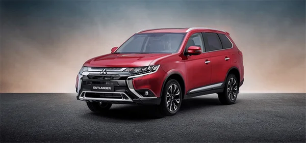 So sánh các phiên bản mitsubishi outlander 2020 chi tiết 3 Outlander 2.0CVT có một số hạn chế trong việc trang bị an toàn và một số tính năng cao cấp