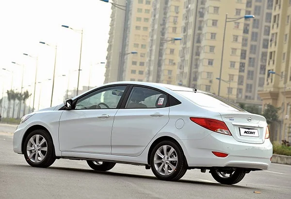 Tầm giá 400 triệu nên mua xe ô tô nào: 5 lựa chọn tuyệt vời nhất 2 Hyundai Accent 2016 là câu trả lời cho câu hỏi tầm giá 400 triệu nên mua xe ô tô nào