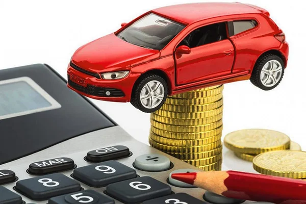 Thuế trước bạ ô tô: Thực hiện đơn giản và tiện lợi 1 Lệ phí trước bạ là khoản lệ phí bắt buộc người sở hữu tài sản phải kê khai, sau đó nộp cho cơ quan thuế trước khi sử dụng tài sản