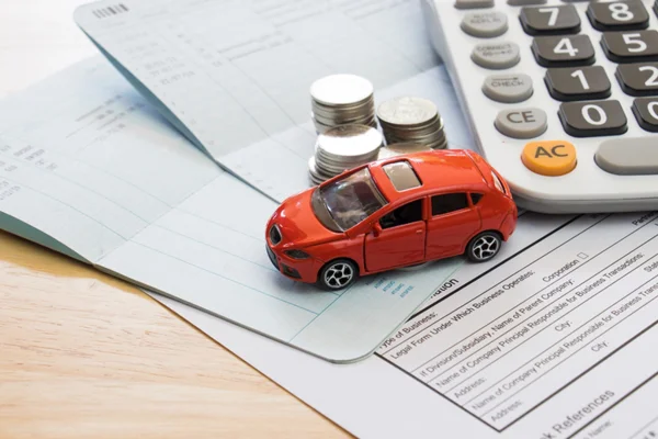 Cách tính thuế trước bạ xe ô tô nhanh chóng, đơn giản dễ hiểu 4 Mức thu lệ phí trước bạ có tỷ lệ khác nhau tùy vào từng loại xe