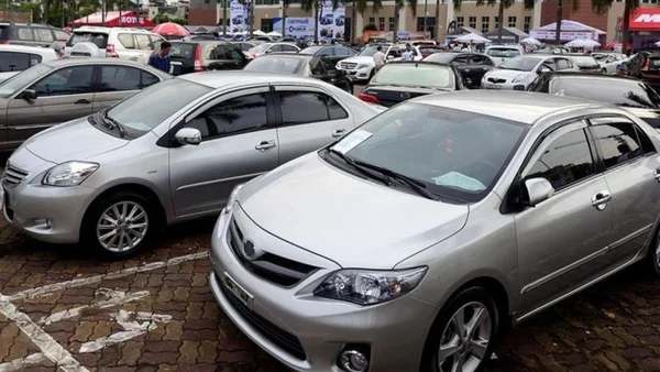 Có nên mua xe ô tô đã qua sử dụng? Lựa chọn của bạn là gì? 4 Có nên mua xe ô tô đã qua sử dụng không?