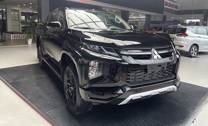 Mitsubishi Triton có nhiều phiên bản khác nhau, phù hợp cho nhiều nhu cầu 3 Mitsubishi Triton Athlete 2024 động cơ diesel 2.4L, dẫn động 4x4 và nội thất thể thao cao cấp
