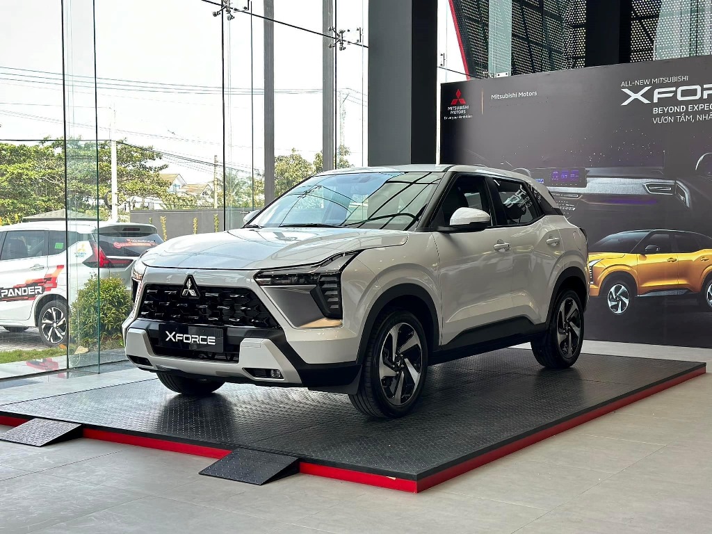 Mitsubishi Xforce Ultimate chính thức ra mắt tại Việt Nam tháng 7 2024 1 Mitsubishi Xforce Ultimate 2024 ra mắt tại Việt Nam với thiết kế hiện đại, nhiều tiện nghi và an toàn vượt trội