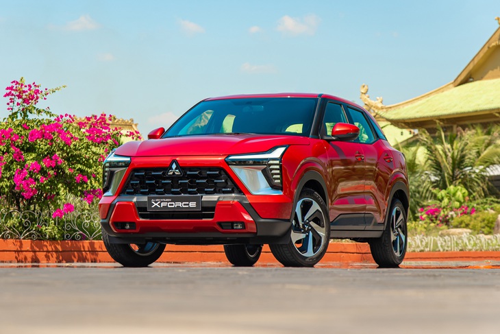 Tin tức giá xe: Mitsubishi Xforce giảm giá 30 triệu tại đại lý 2 Mitsubishi Xforce có giá bán rẻ thuộc top đầu phân khúc - Ảnh: LÊ HOÀNG - 2