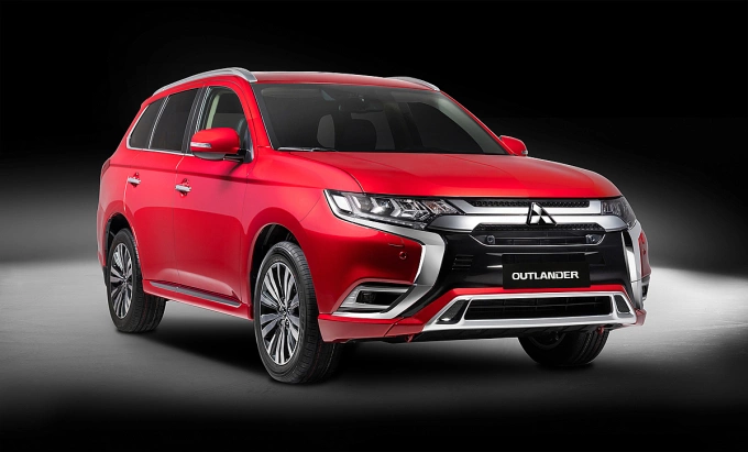 Bảng giá Mitsubishi Outlander 2024 tháng 7 1 Do chỉ là một bản nâng cấp giữa vòng đời, ngoại thất Outlander không có quá nhiều chi tiết được chỉnh sửa