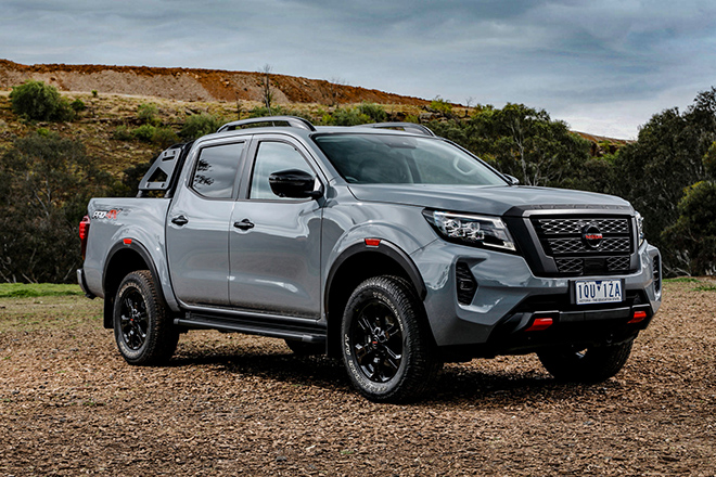 So sánh Nissan Navara và Mitsubishi Triton Athlete 2024: thông số, an toàn và giá bán 1 Nissan Navara thế hệ mới chính thức lộ diện, sớm có mặt tại Việt Nam
