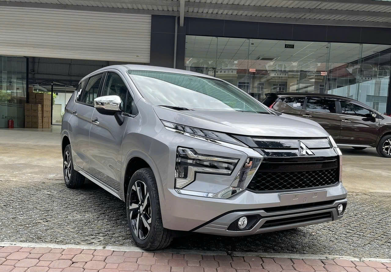 CÁC PHIÊN BẢN MITSUBISHI XPANDER 2024, GIÁ VÀ SỰ KHÁC BIỆT 11 Mitsubishi Xpander Premium 2024