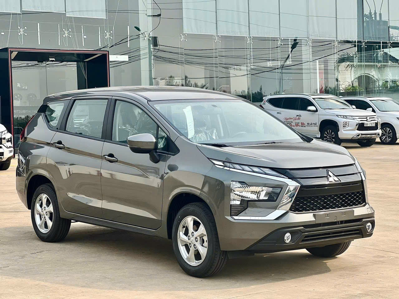 CÁC PHIÊN BẢN MITSUBISHI XPANDER 2024, GIÁ VÀ SỰ KHÁC BIỆT 10 Mitsubishi Xpander AT Eco