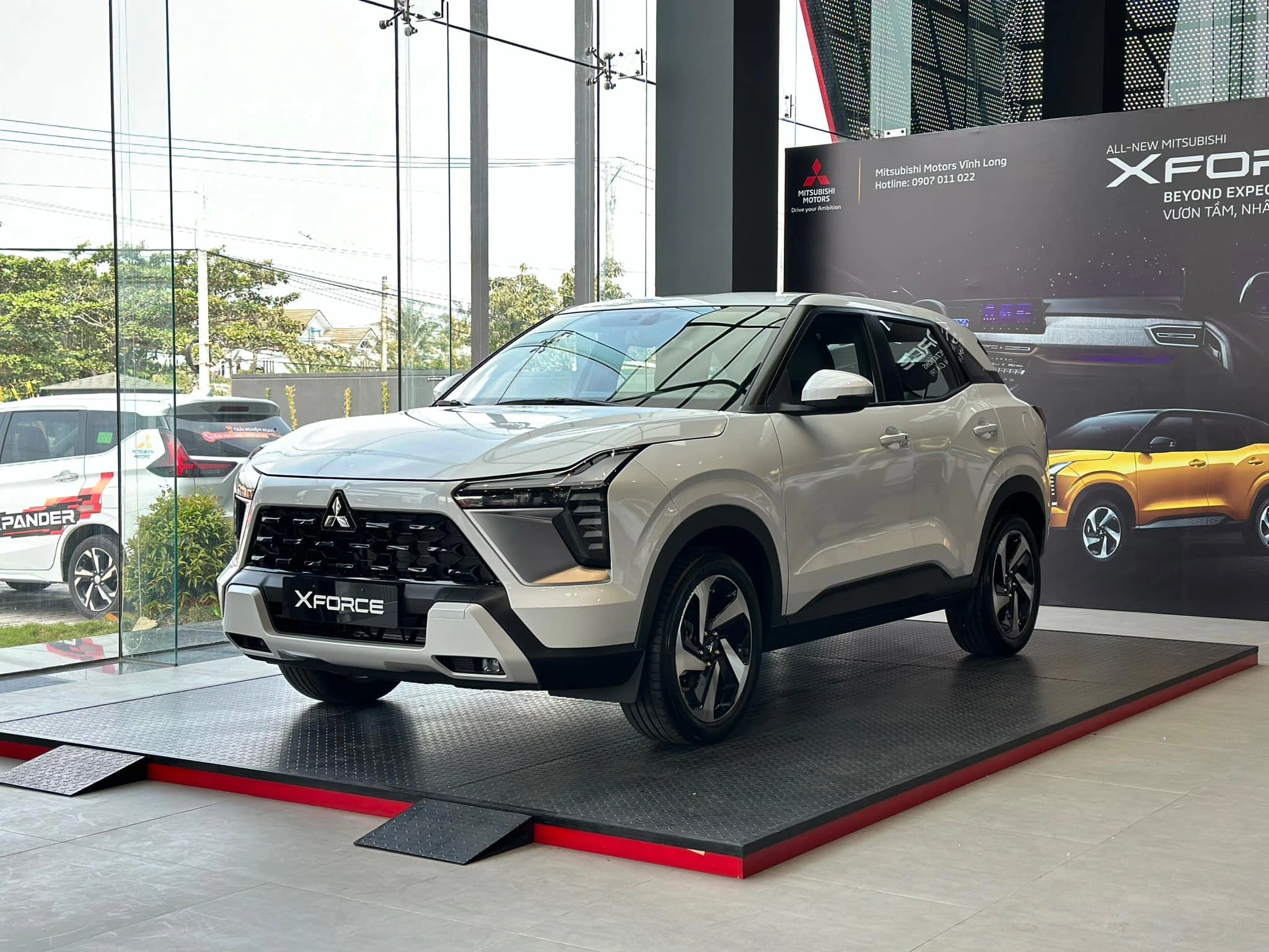 Mitsubishi Xforce - Tài chính 700 triệu nên chọn Mitsubishi Xforce hay không? 1 Ngoại thất Mitsubishi Xforce 2024 thiết kế tương lai, đậm chất SUV đô thị