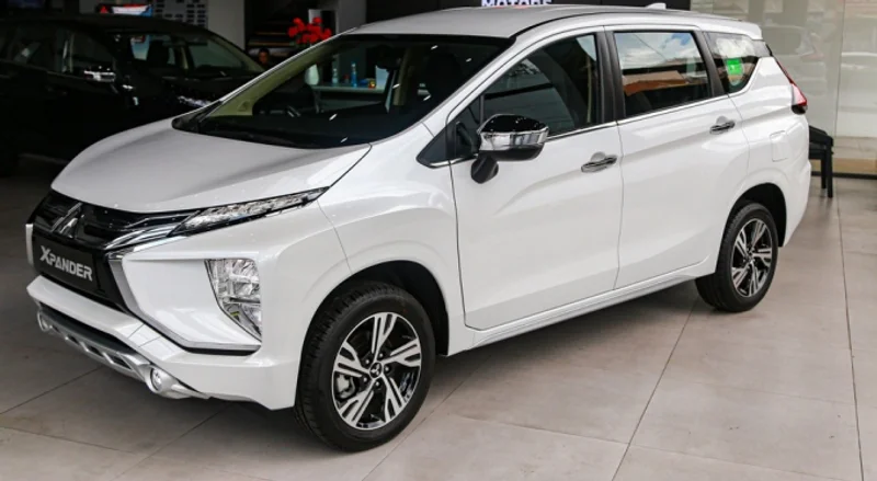 Mitsubishi Xpander 2020: Đánh giá chi tiết, giá lăn bánh và so sánh 1 Trải nghiệm Mitsubishi Xpander 2020 với cụm đèn LED ban ngày sắc sảo, tăng khả năng chiếu sáng và thẩm mỹ.