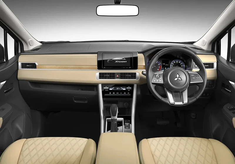 Mitsubishi Xpander 2022: Đánh Giá Chi Tiết & Điểm Nâng Cấp 2 Mitsubishi Xpander 2022 nâng cấp nội thất sang trọng, mang lại trải nghiệm lái thoải mái và tiện nghi vượt trội.