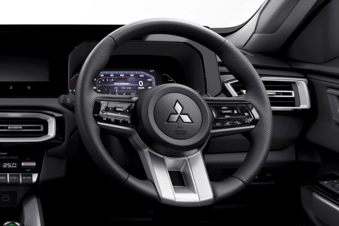 Vô-lăng Mitsubishi Destinator 2025 tích hợp điều khiển