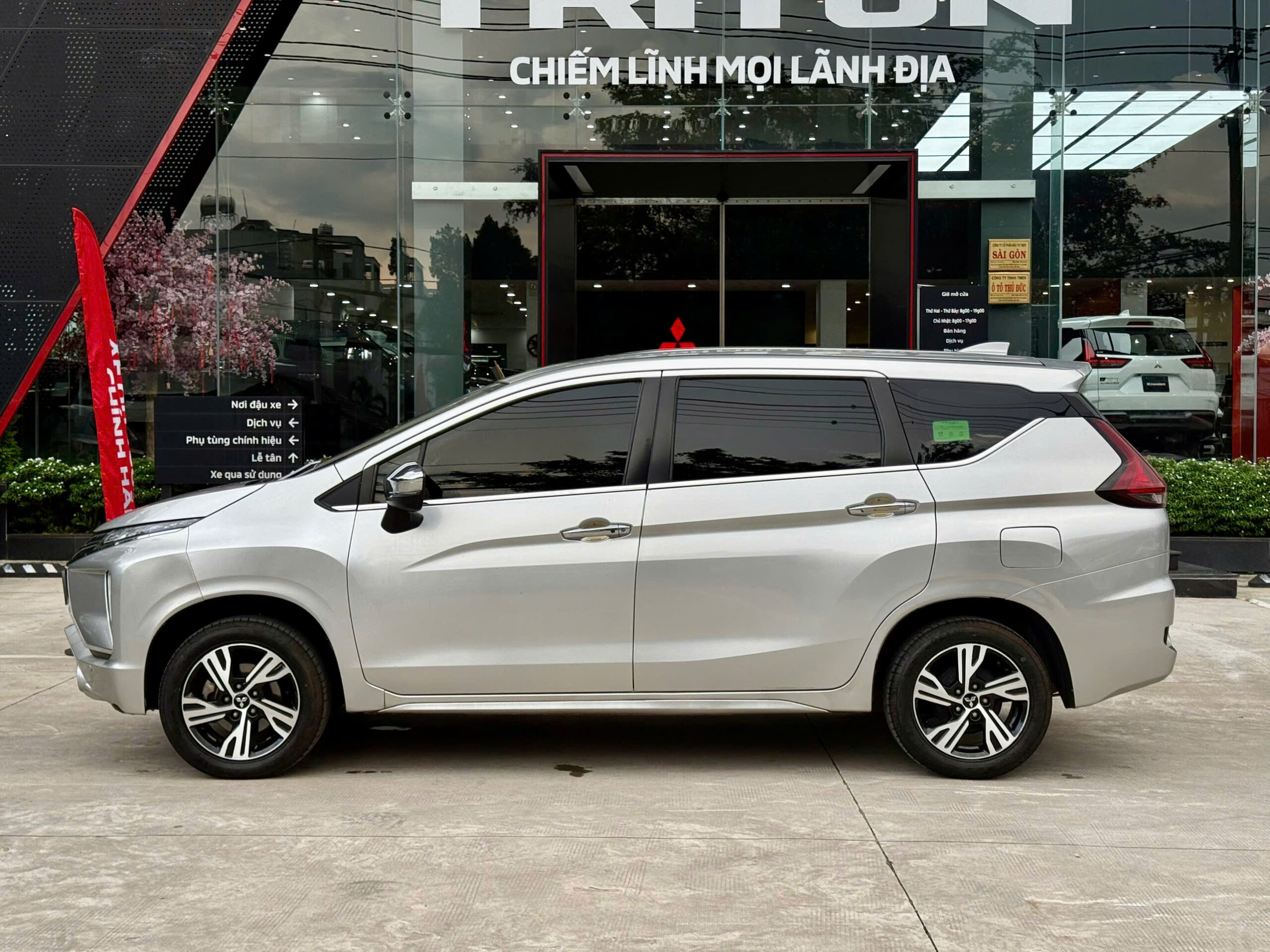 Xpander AT 2021 2 Mitsubishi Xpander AT 2021