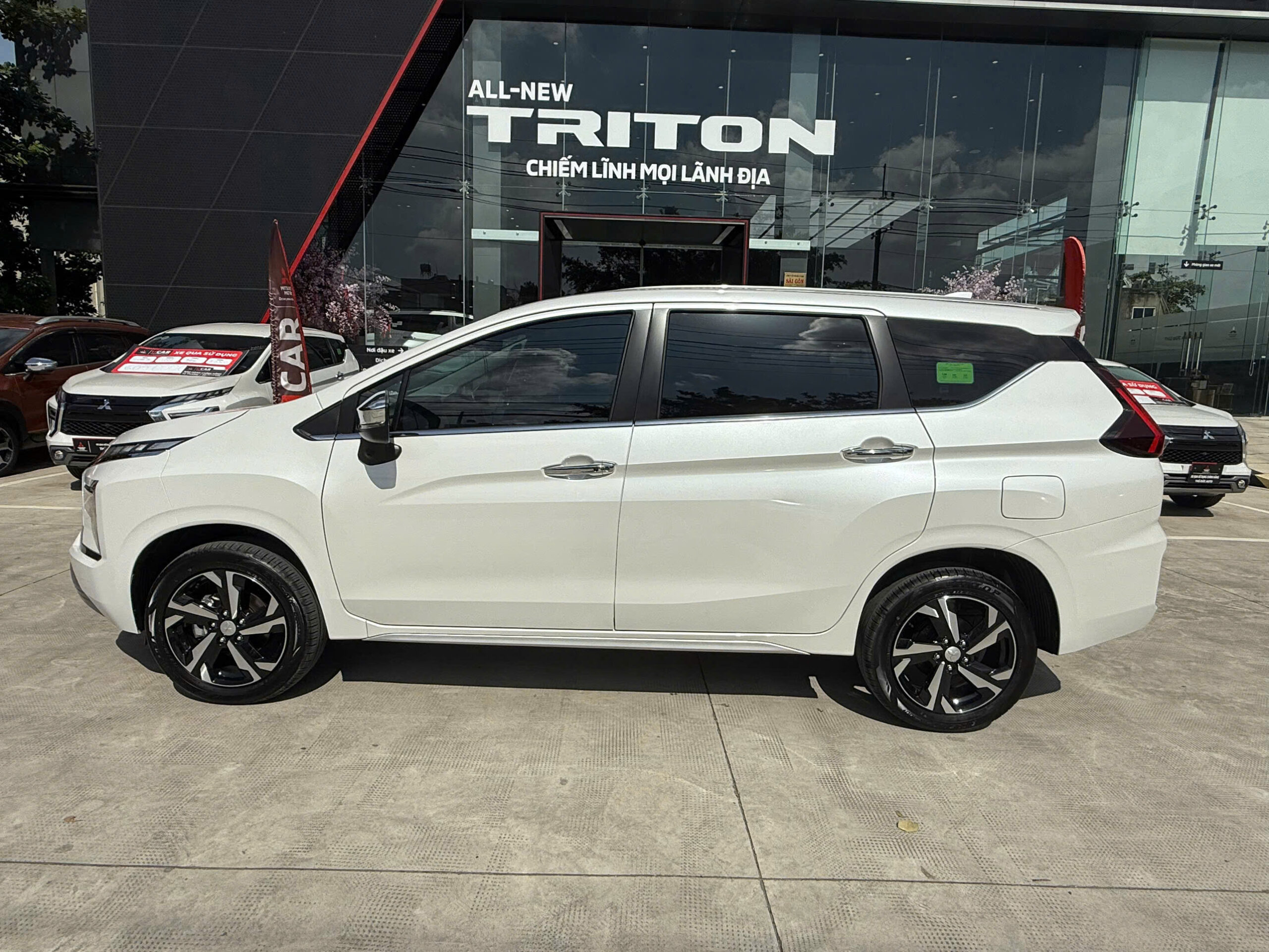 Xpander Premium 25 2 Mitsubishi Xpander Premium 25