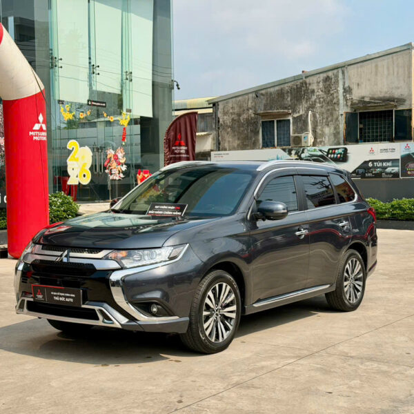 Mitsubishi Outlander CVT 2022